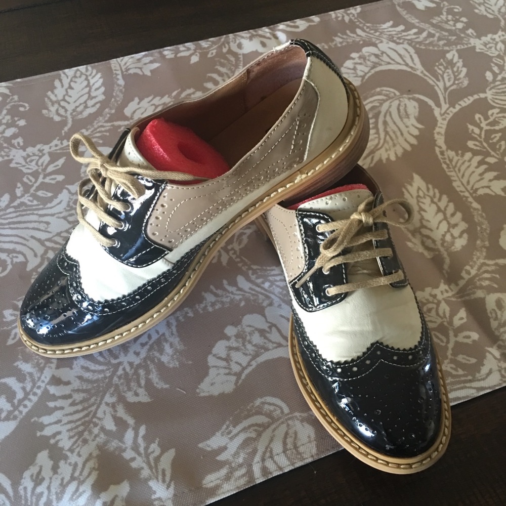 14th & Union  Patent Leather wingtips - sz 7.5